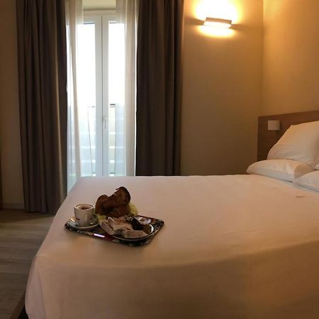 Terrazza Rooms Castrezatto Ngoại thất bức ảnh