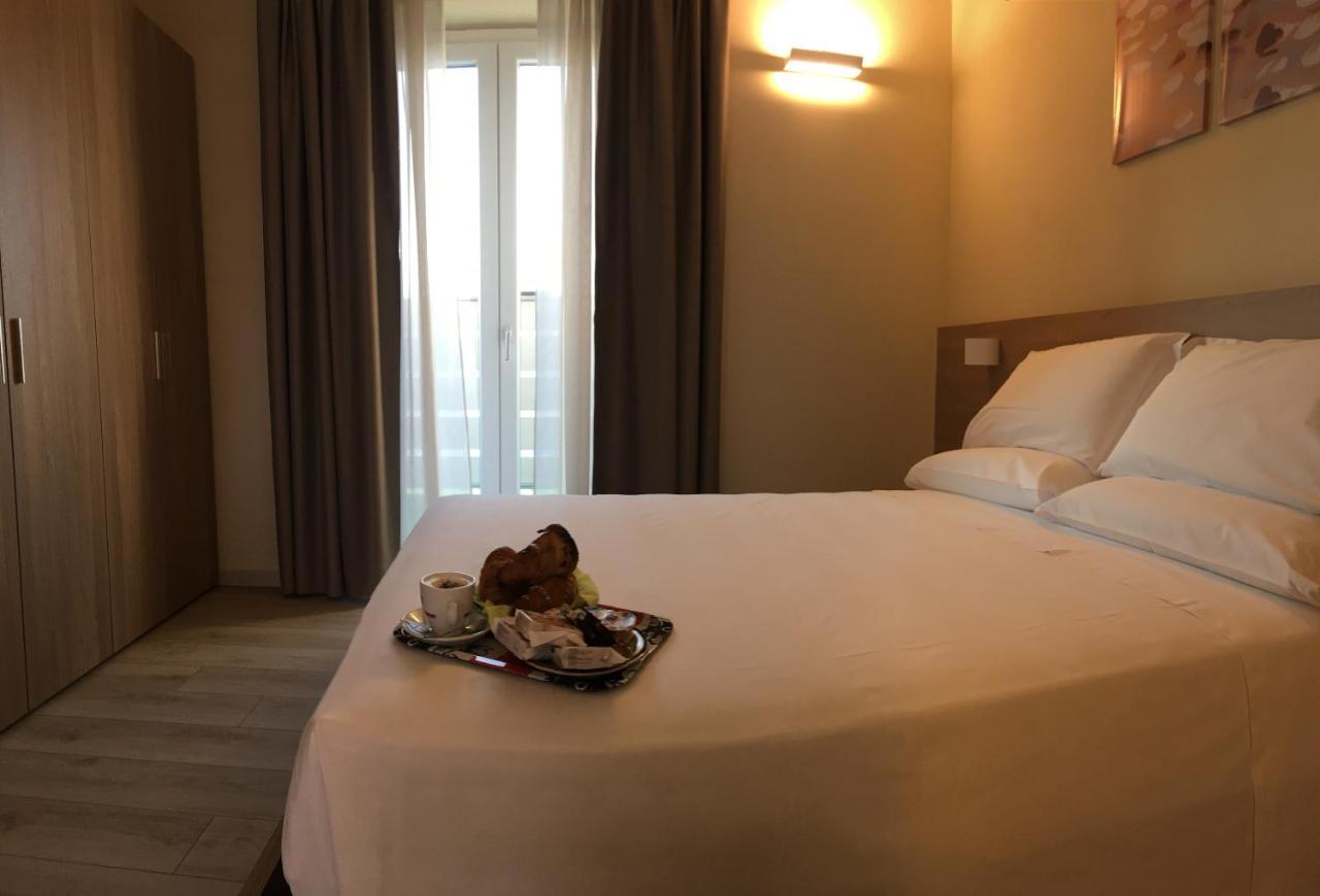 Terrazza Rooms Castrezatto Ngoại thất bức ảnh