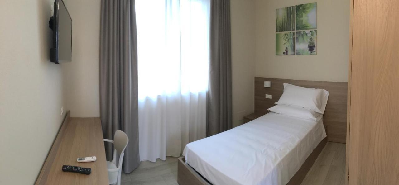 Terrazza Rooms Castrezatto Ngoại thất bức ảnh