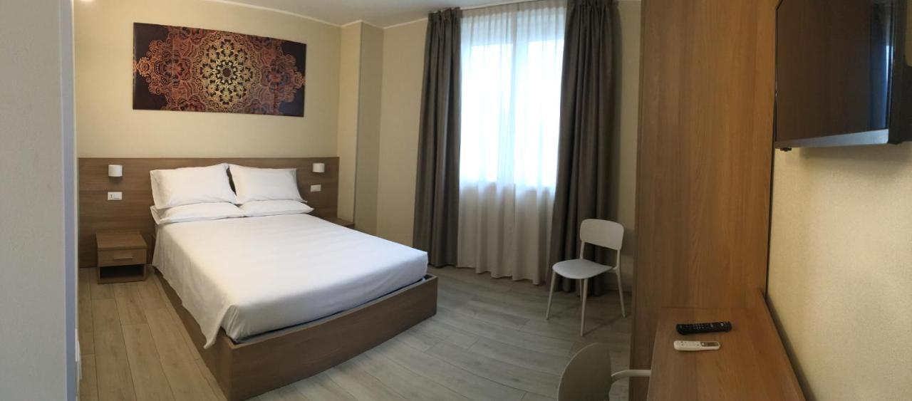 Terrazza Rooms Castrezatto Ngoại thất bức ảnh