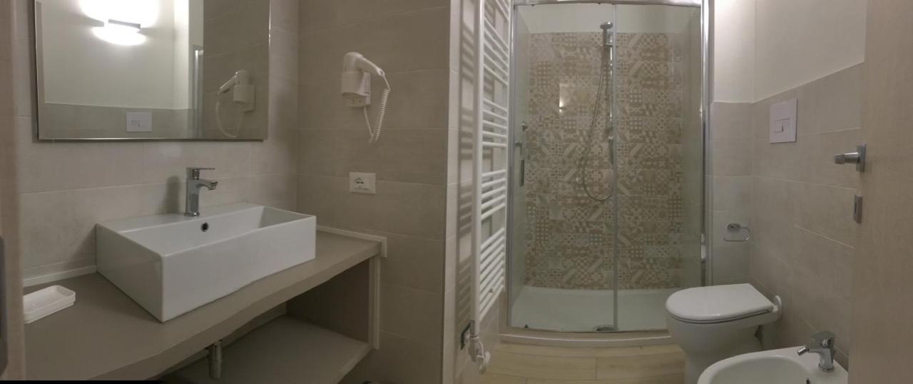 Terrazza Rooms Castrezatto Ngoại thất bức ảnh